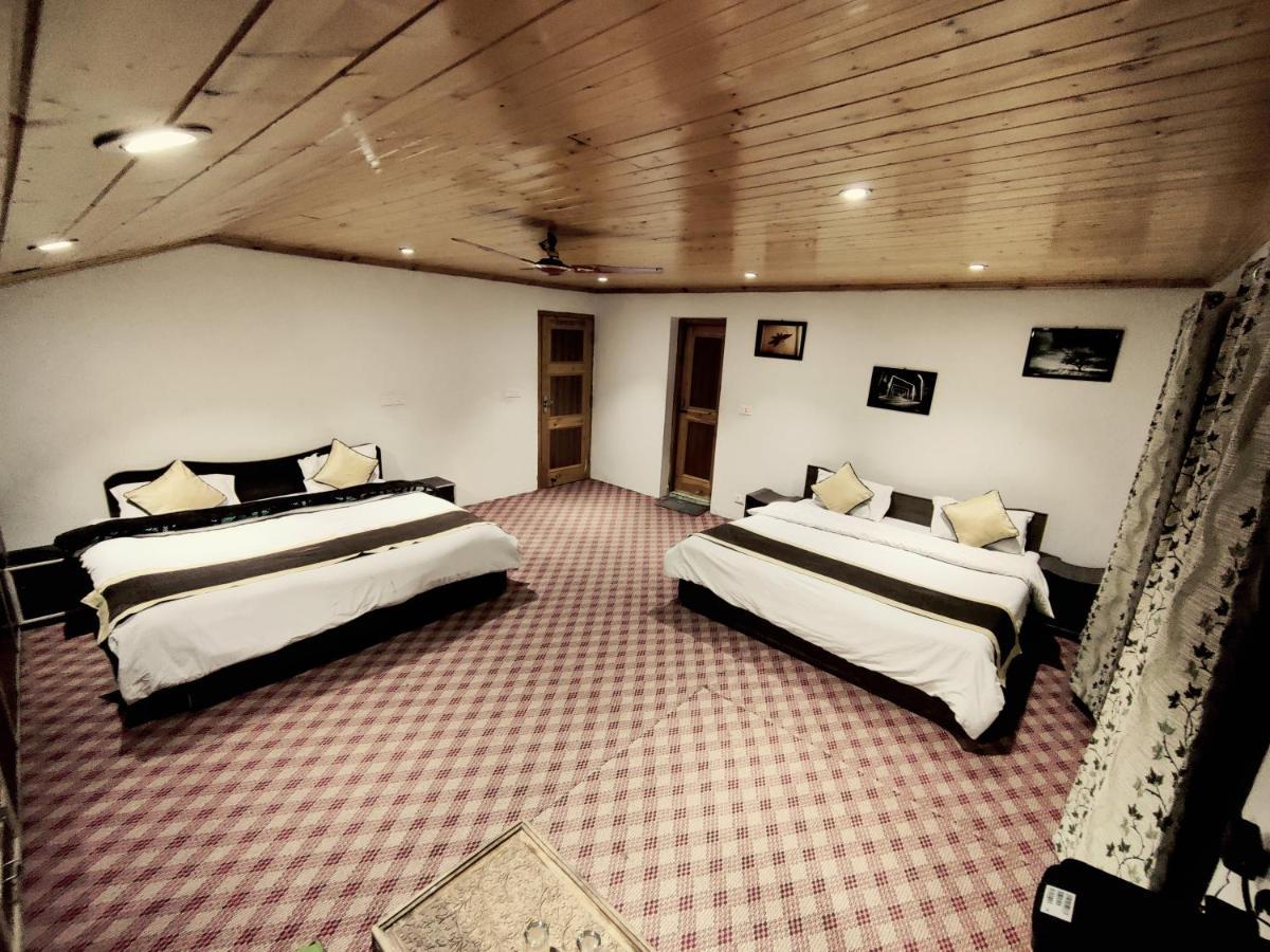 Hotel Sheesha Residencia Srīnagar Exterior foto